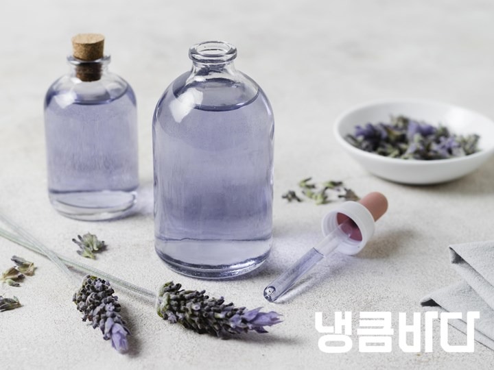 high-view-natural-lavender-oils.jpg
